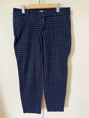 Old Navy Pixie Navy and Black Houndstooth Pants